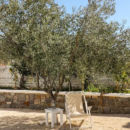 ラ ステラ ステイ 3* グラストロス